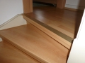 Renovierte Treppe Buche Dekor mit Abschlussleiste